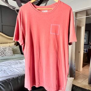 Banks Journal Everyday Journeys Graphic T-Shirt Red Organic Cotton Size L